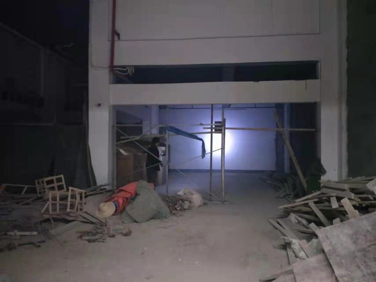 房东直租市区仓库300平，交通便利，标准仓储优价出租