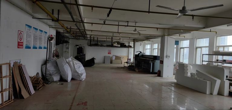 东西湖宏图大道地铁口团结激光工业园交通便利