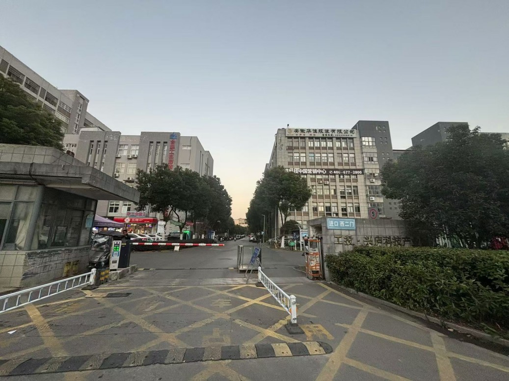 房东直租庐阳区一楼标准框架厂房配套齐全优价出租