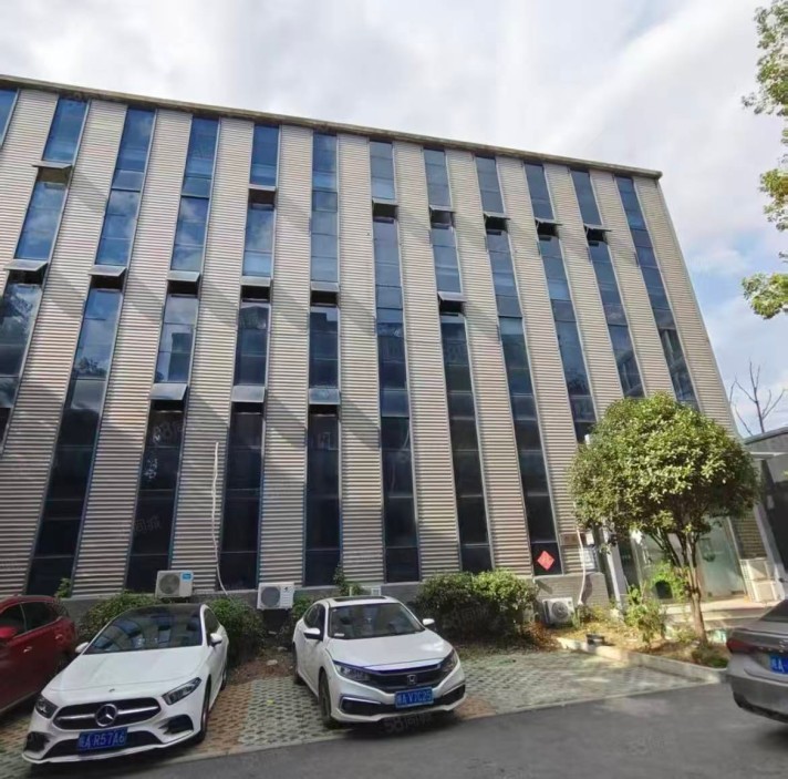 房东直租 新站标准园区框架厂房 配套齐全 交通便利 优价招租