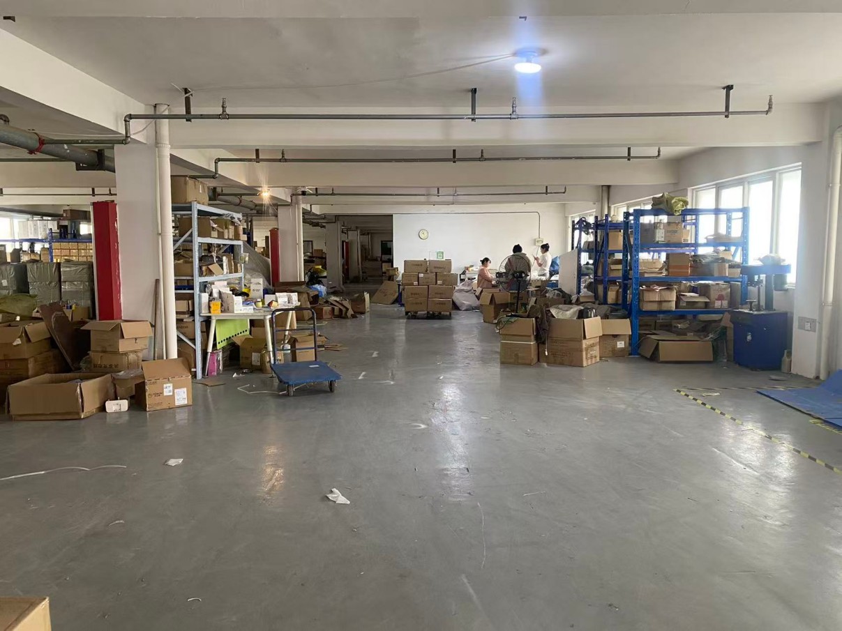 房东直租新站京商商贸城地铁口框架仓库交通便利优价招租